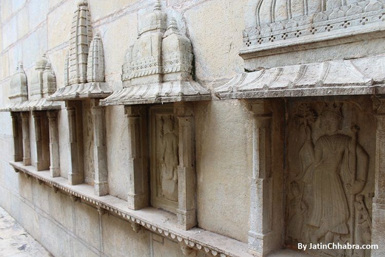 Wall crafted Temple at Raniji ki baori