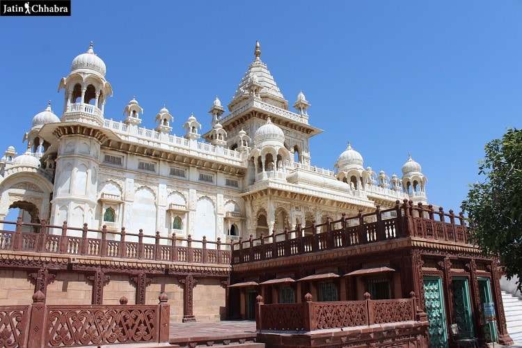 First close view of Jaswant Thada