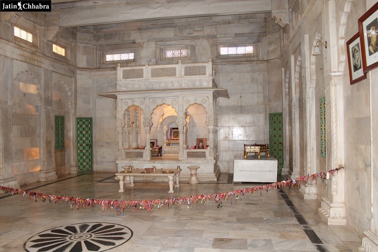 Memorial inside Jaswant Thada