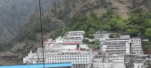 6 view of mata vaishno devi in morning