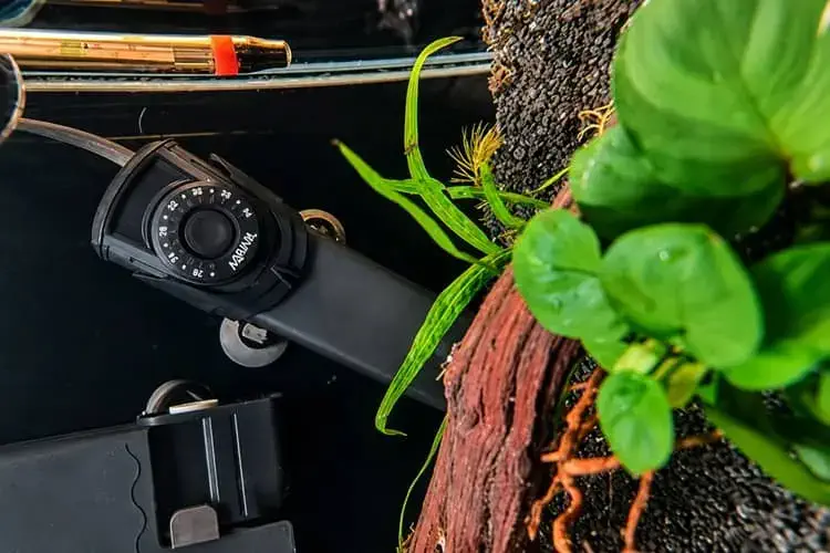 Aquael aquarium heater view